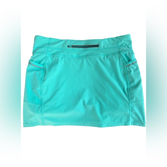 ATHLETA | Dobby be free skort/tennis skirt Medium - Picture 3 of 7